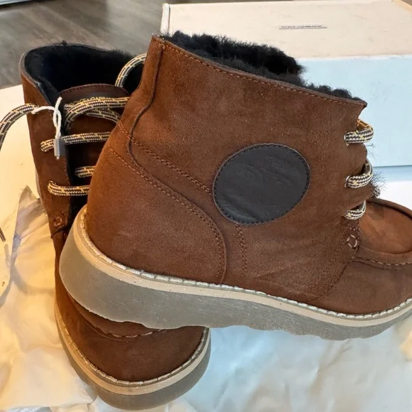 Dolce and Gabbana Angle boots